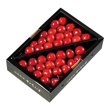 A124：山形県産　やまがた紅王　特秀３Ｌ　７００ｇ鏡詰め