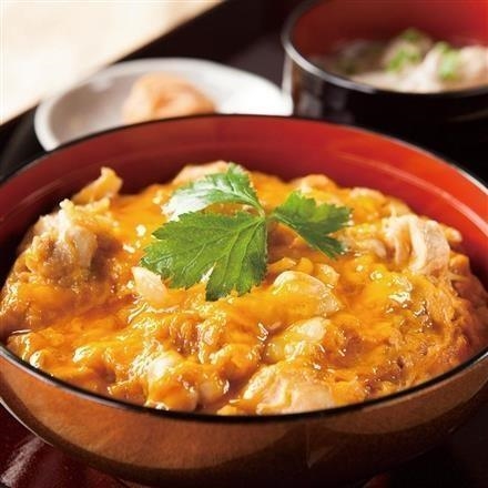 【ネット割】40T279：鶏三和　名古屋コーチン親子丼4食