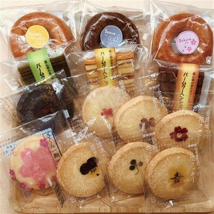 22Q126：＜上越市＞菓心亭かまだ 菓心亭オリジナルギフトK-30